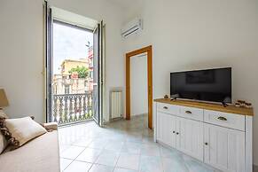 Smooth Vibes at Chiaia by Napoliapartments