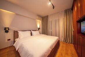 Blloku Unique Apartments 3