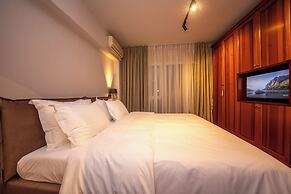 Blloku Unique Apartments 3