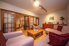 Blloku Unique Apartments 3