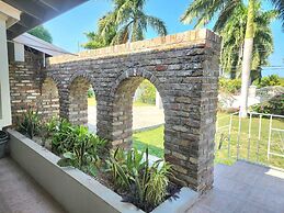 Jamaica Dream Villa - Iron Shore Escape