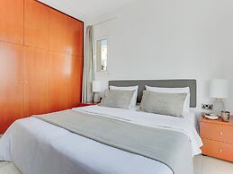 Sanders Seaview Paphos