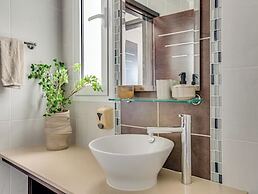 Sanders Seaview Paphos