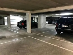 1BR Paris 10th Gare du Nord Stade France