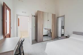 Modern duplex with balcony