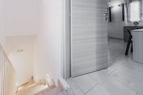 Modern duplex with balcony