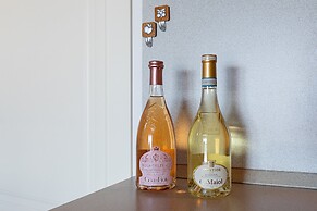 Le Olive 8-4 Apartment