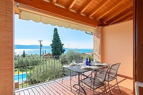 Le Olive 8-4 Apartment