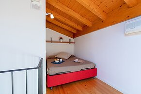 Le Olive 8-4 Apartment