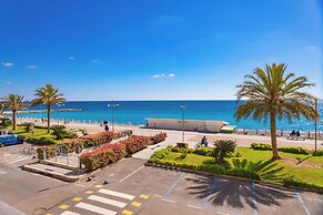 Appartamento fronte mare a Ospedaletti