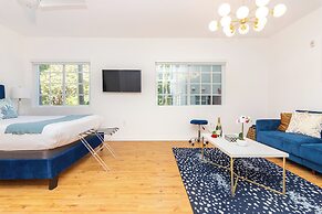 Boutique Apartments Convention Center