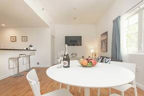 Boutique Apartments Convention Center