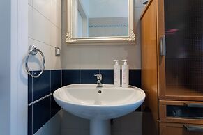 Adriana Family Apartment