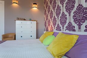 Adriana Family Apartment