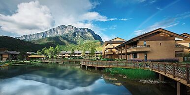 Hotel Indigo Lugu Lake by IHG