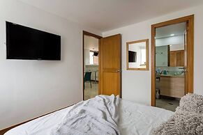 Edificio Alcazar de Oviedo BY Host Medellin