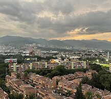 Edificio Alcazar de Oviedo BY Host Medellin