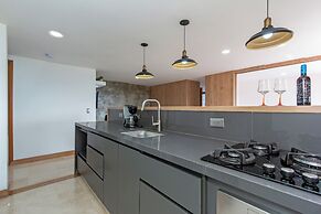 Edificio Alcazar de Oviedo BY Host Medellin