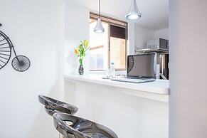 Edificio Alcazar de Oviedo BY Host Medellin