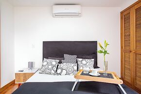 Edificio Alcazar de Oviedo BY Host Medellin