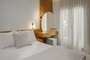 Adore White Natural Retreat by Estia