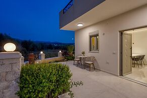 Adore White Natural Retreat by Estia