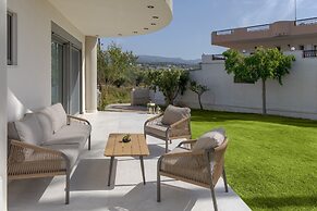 Adore Gold Natural Retreat by Estia