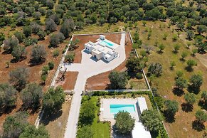 3985 Tenuta di Uma by Barbarhouse