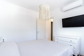 3985 Tenuta di Uma by Barbarhouse