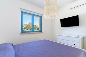 3985 Tenuta di Uma by Barbarhouse