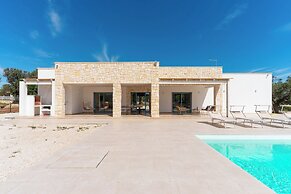 3985 Tenuta di Uma by Barbarhouse