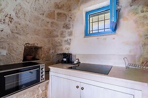 3985 Tenuta di Uma by Barbarhouse