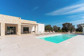 3985 Tenuta di Uma by Barbarhouse