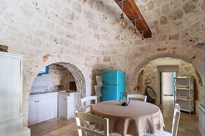 3985 Tenuta di Uma by Barbarhouse