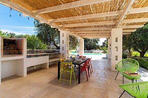 3985 Tenuta di Uma by Barbarhouse