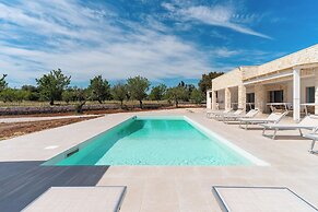 3985 Tenuta di Uma by Barbarhouse