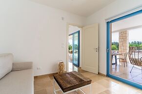 3985 Tenuta di Uma by Barbarhouse