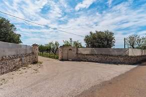 3985 Tenuta di Uma by Barbarhouse