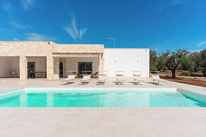 3985 Tenuta di Uma by Barbarhouse