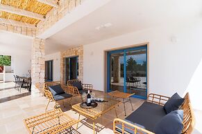 3985 Tenuta di Uma by Barbarhouse