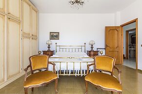 3991 Villa Bea by Barbarhouse