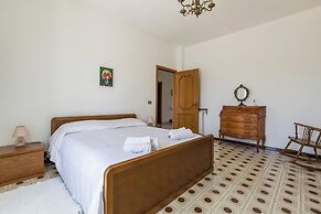 3991 Villa Bea by Barbarhouse