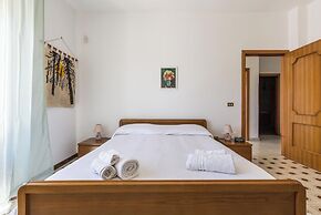 3991 Villa Bea by Barbarhouse