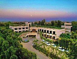 Luxera Hotels & Resorts