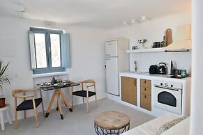 Panthea Suite Santorini