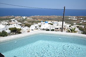 Panthea Suite Santorini