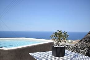 Panthea Suite Santorini