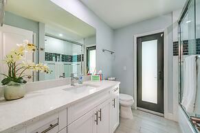 Bonita Springs Home w/ Lake Views: 8 Mi to Beach!