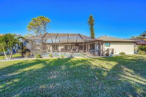 Bonita Springs Home w/ Lake Views: 8 Mi to Beach!