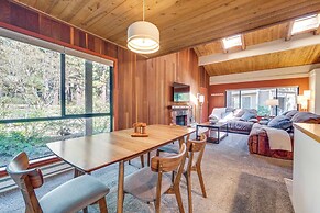 Welcoming Incline Village Condo ~ 2 Mi to Beach!